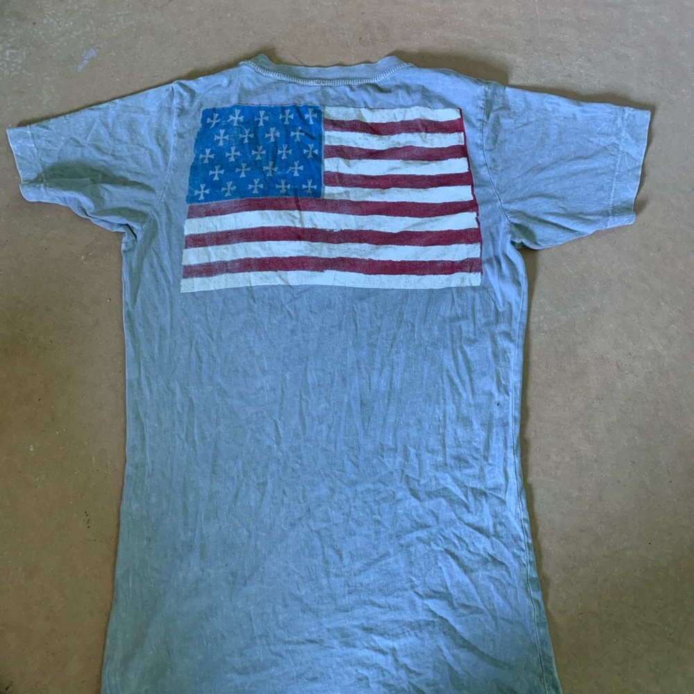 Affliction tshirt - Picture 2 of 3